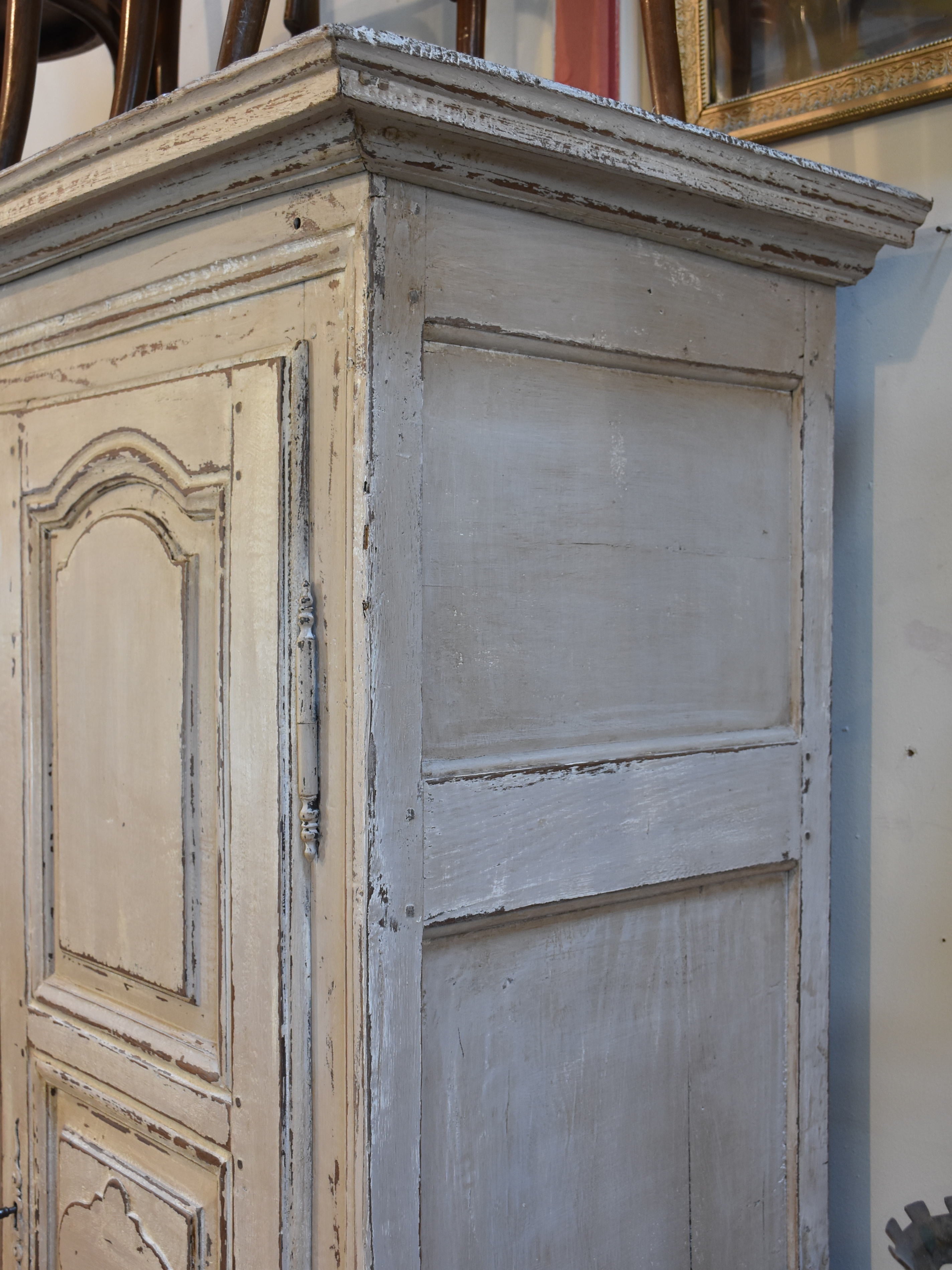 Armoire, country, beige patina, 18th-century