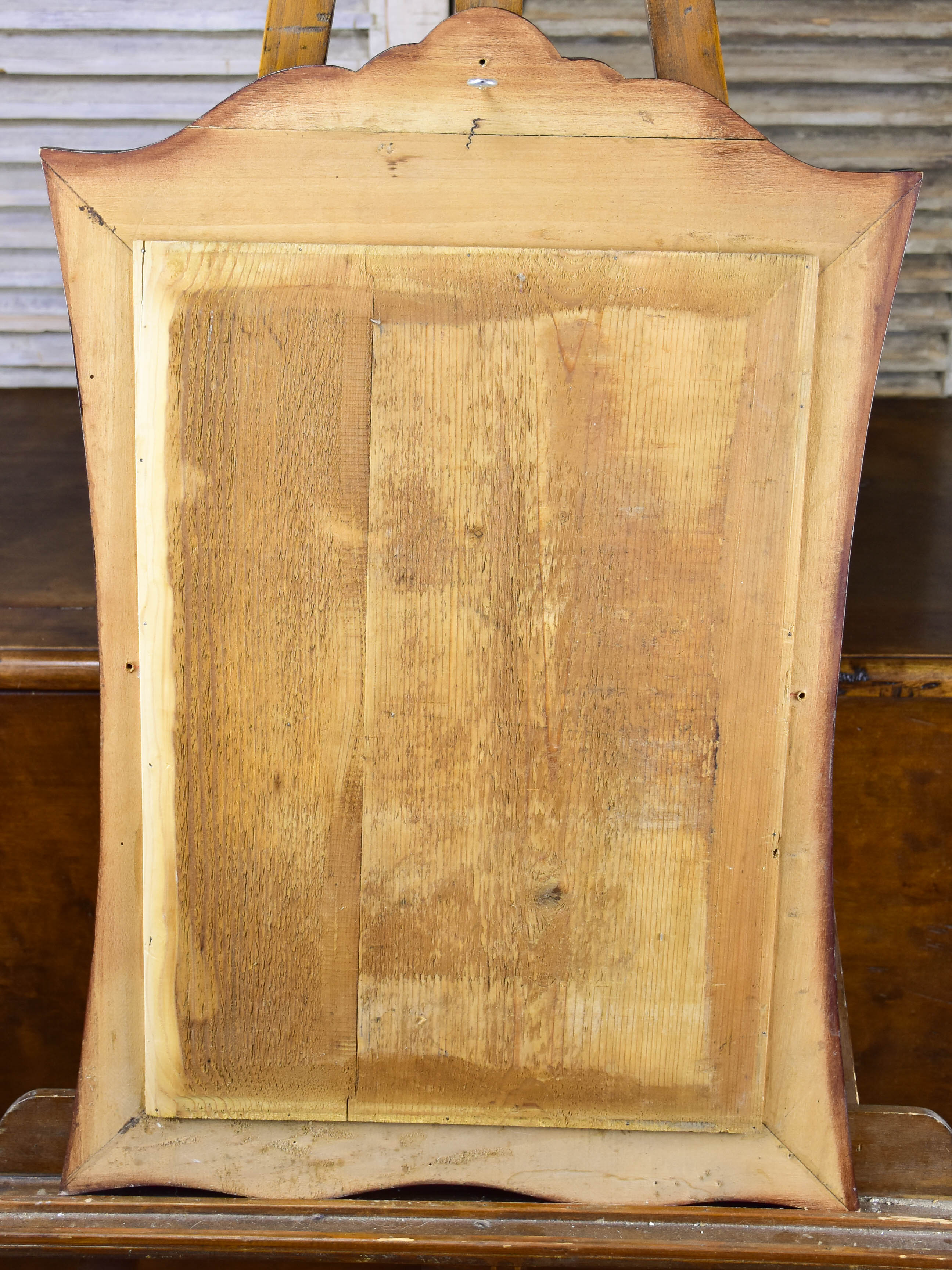 Curved vintage Venetian style mirror 21 ¼'' x 30 ¼''