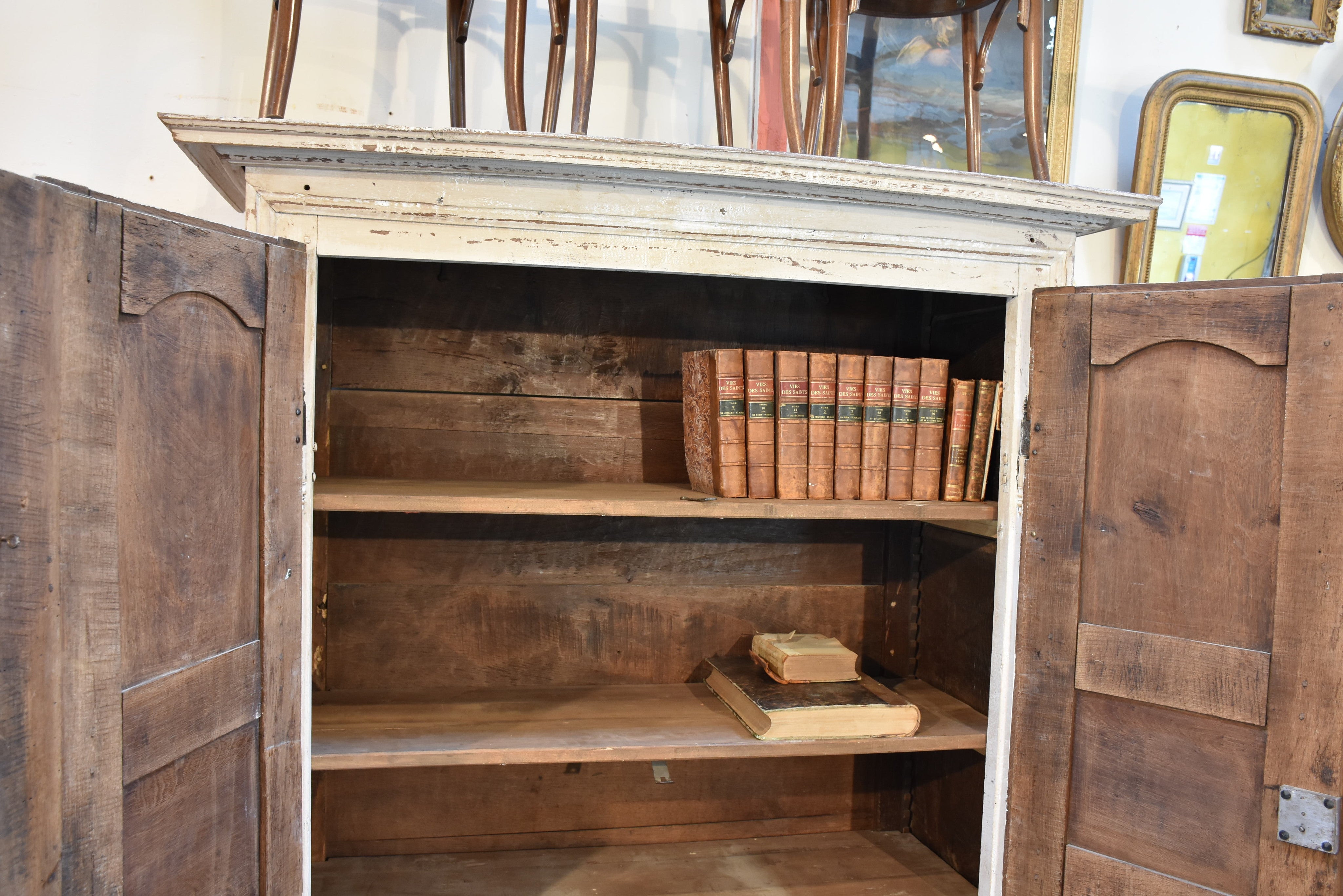 Armoire, country, beige patina, 18th-century
