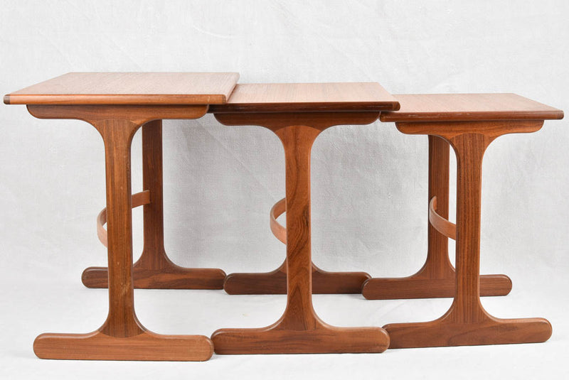 Trio of Scandinavian nesting side tables teak 20½" Chez Pluie