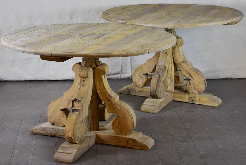Pair of 19th Century Italian round tables 47¼" diameter