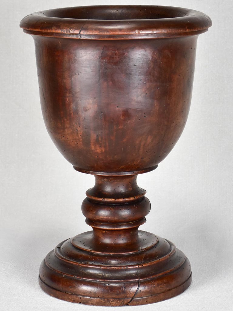 Early-19th-century turned wood ornamental vase 13¾"
