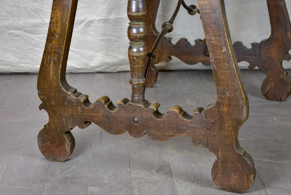 Late 17th Spanish walnut console / writing table 32¾" x 49½"