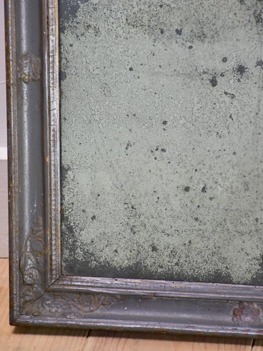 Early 18th Century French mirror with painted frame and heavily timeworn mirror 15¼" x 18½"