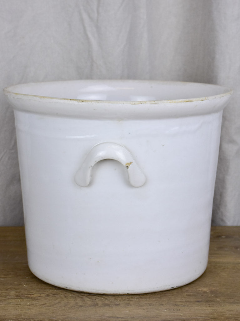 Large French preserving pot with handles - white 11¾"