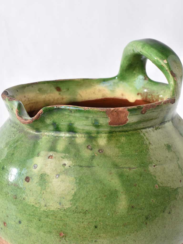 Carry pot w/ green glaze 8¾"