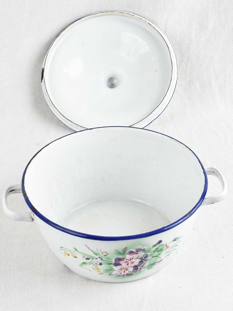 Collection of enamelware - 5 pieces - coffee pots / tureen / candlestick