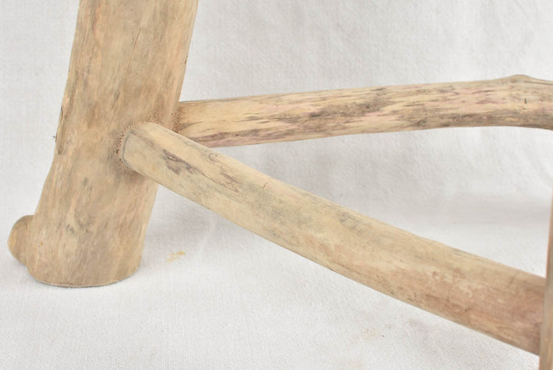 Large Primitive driftwood table / pedestal 26½"