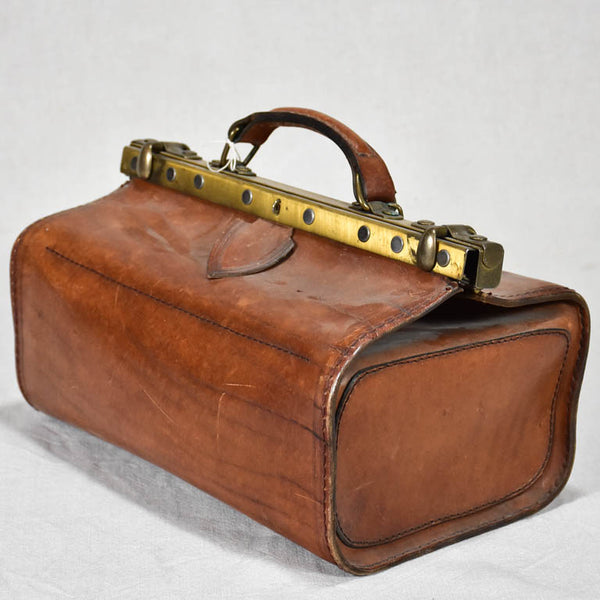 Antique leather doctors bag discount