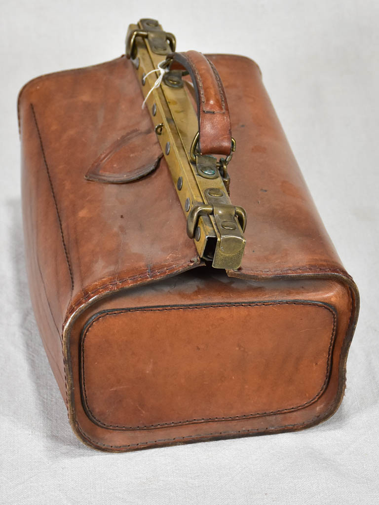 Late 19th century French leather doctor's bag