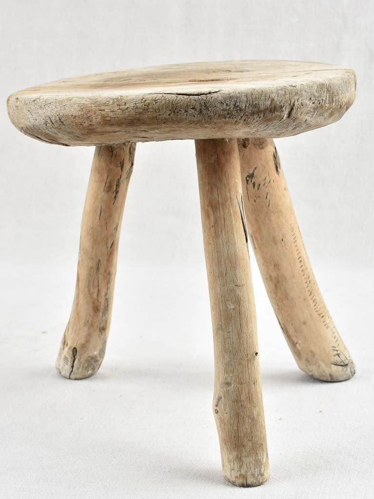 Primitive 3 legged wooden stool – Chez Pluie