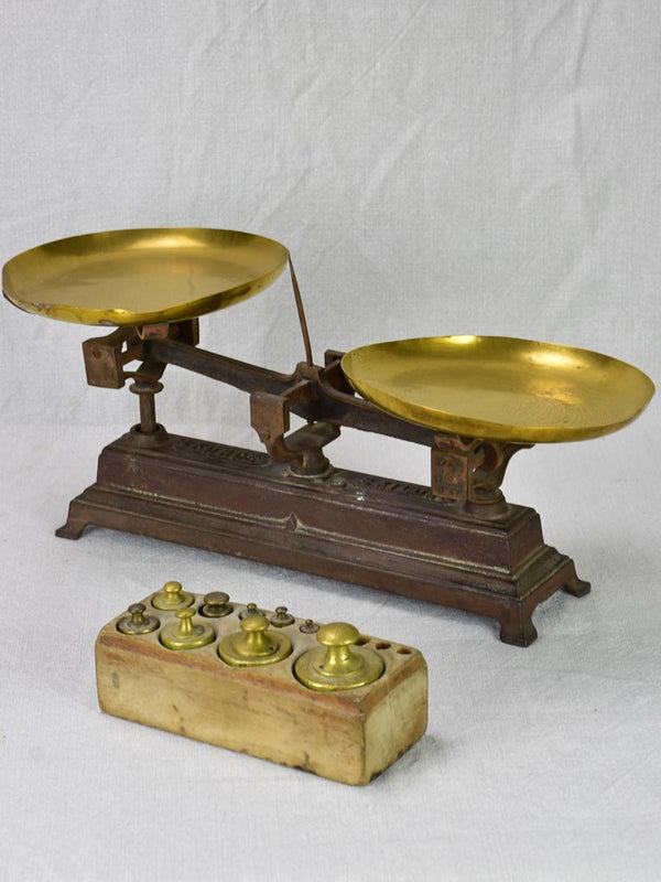 Early 20th century French kitchen scales with weights
