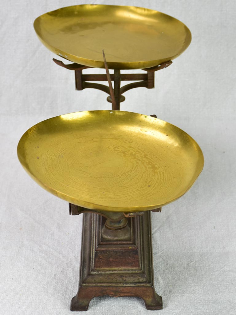 Antique brass dish kitchen scales