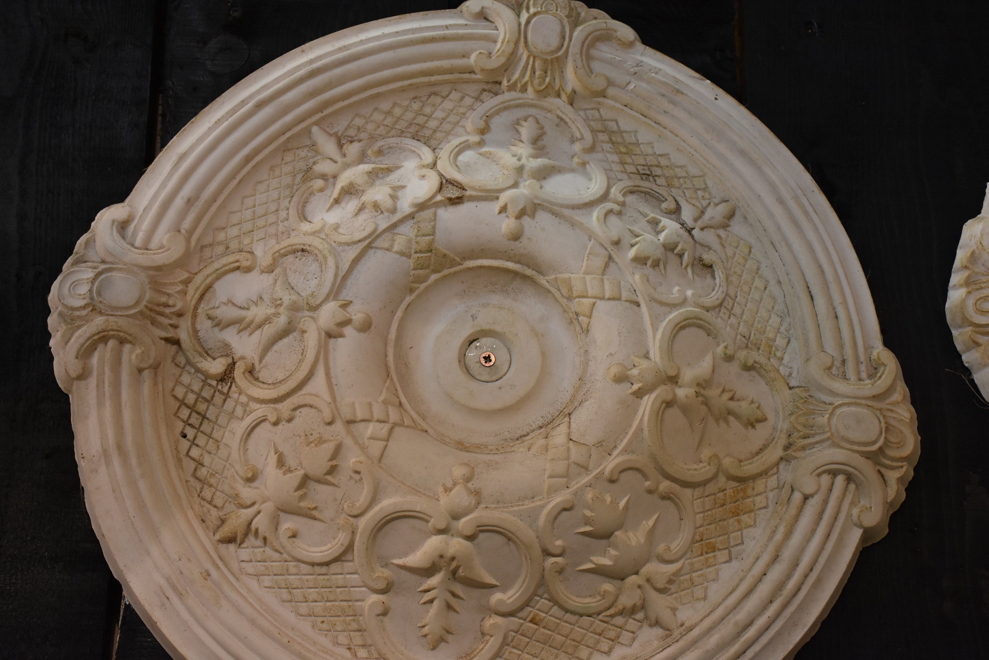 French plaster ceiling roses