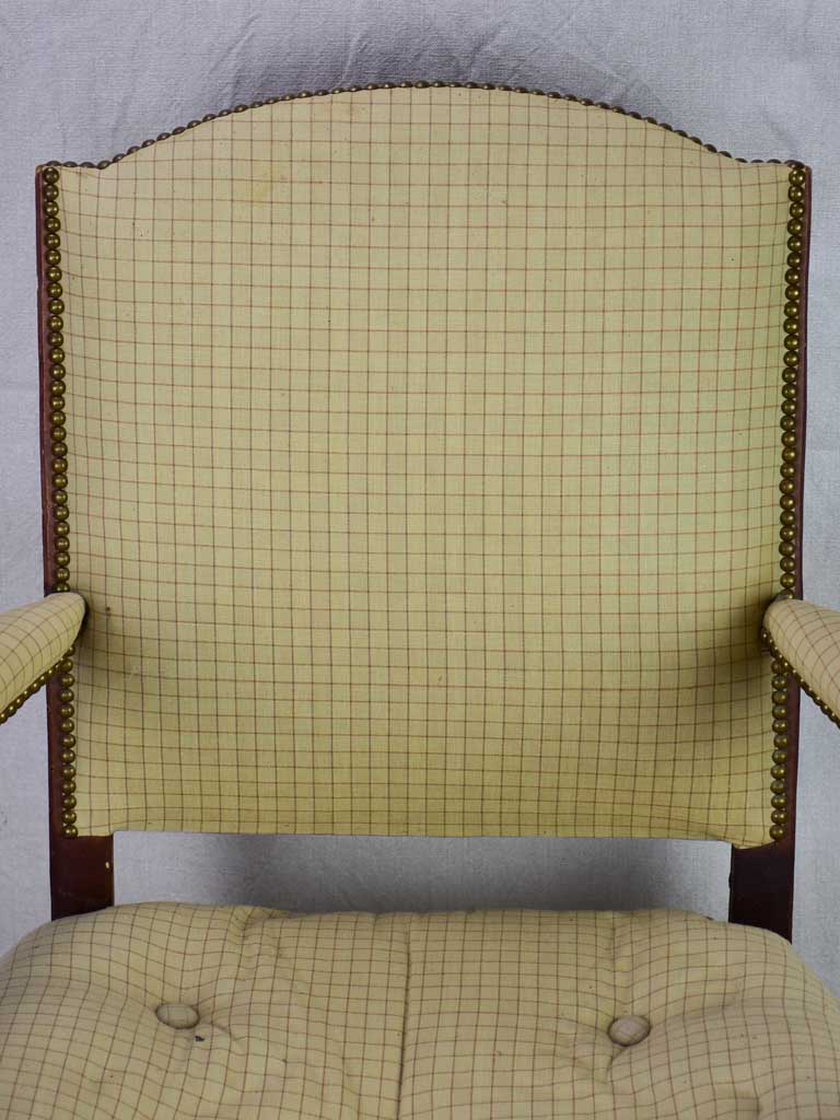 Early 19th Century French armchair from Provence with straw seat and mulberry frame