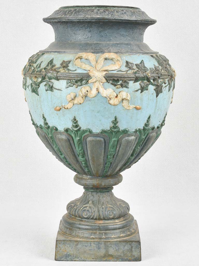 Stunning painted cast iron garden urn Louis XVI - 19¼"