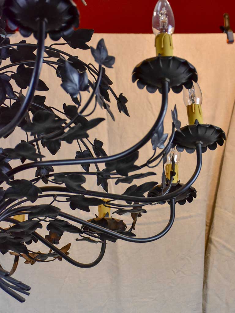 Very large 12-light chandelier - black ivy