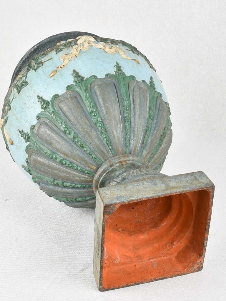 Stunning painted cast iron garden urn Louis XVI - 19¼"