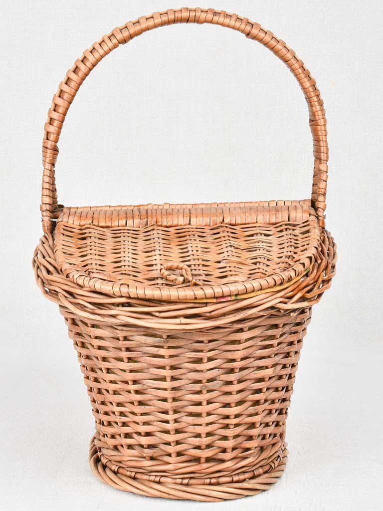 Pretty small picnic basket - two flaps
