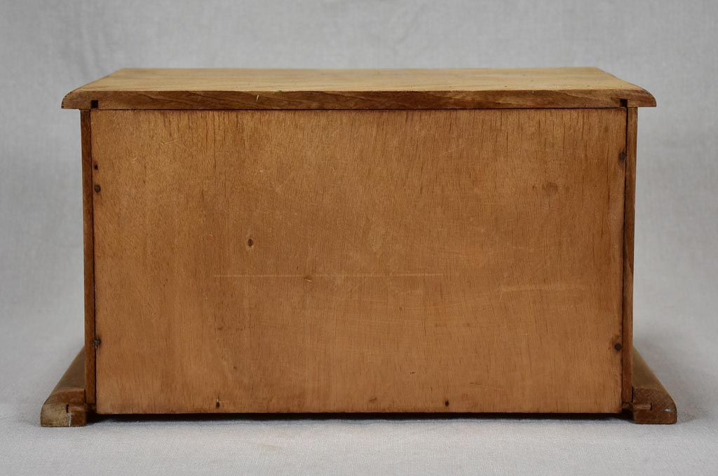 Small chest of drawers for storing medals and precious collectibles - 1940's 9½" x 14½"