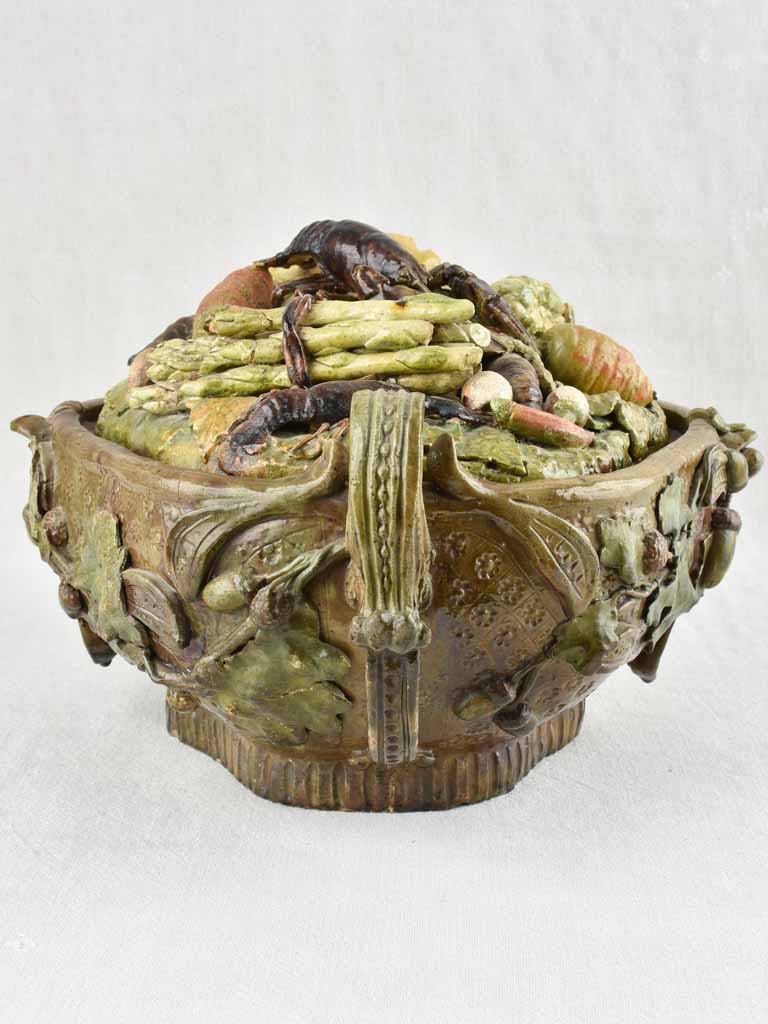 Exceptional sculptural barbotine tureen - still life