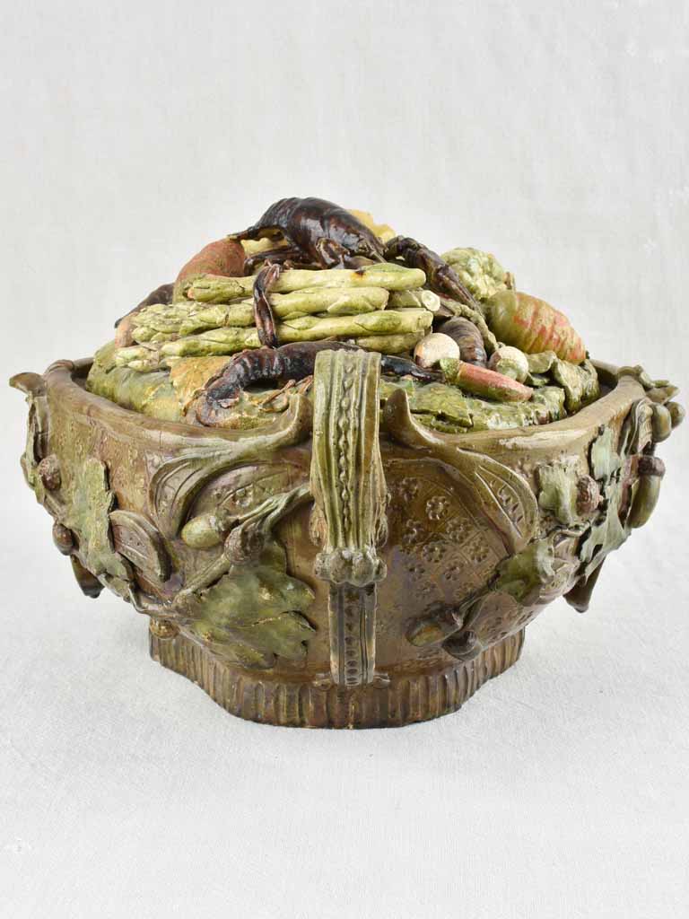 Exceptional, naturalistic Barbotine oak leaf tureen