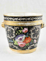 Napoleon III cachepot - Black w/ floral decoration & lion's heads
