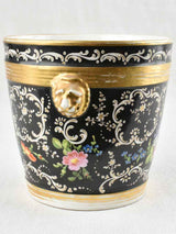 Napoleon III cachepot - Black w/ floral decoration & lion's heads