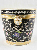 Napoleon III cachepot - Black w/ floral decoration & lion's heads