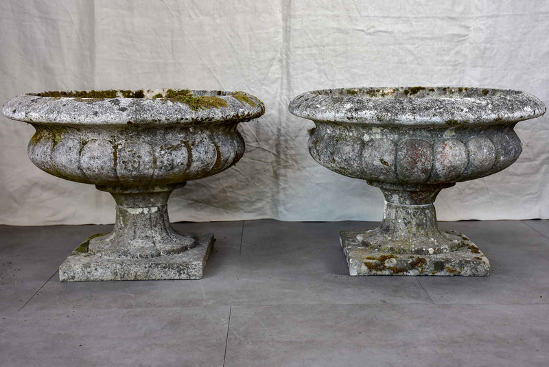 Pair of very large vintage garden planters - Medici form