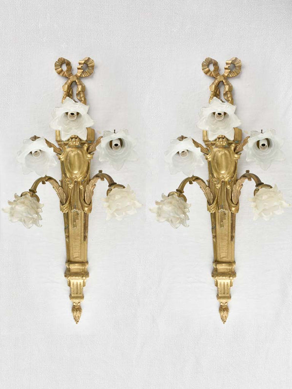 Very large Pair of wall sconces - Louis XVI style - 19th century - 40½"