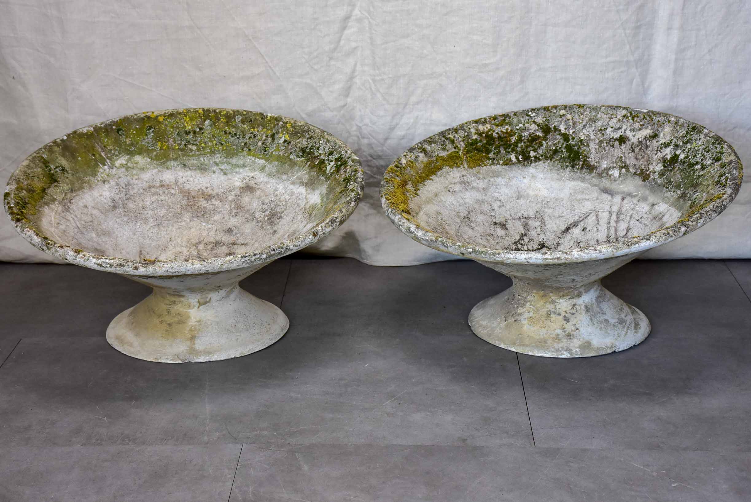 Pair of Willy Guhl inclined 'diabolo' garden planters