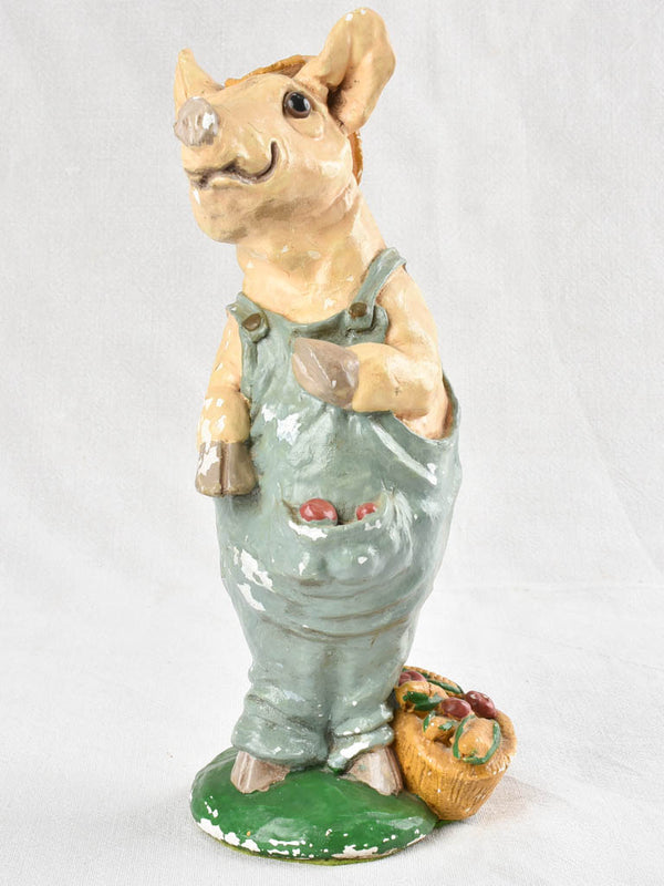 Vintage plaster sculpture of a pig from a butcher's shop 13½"