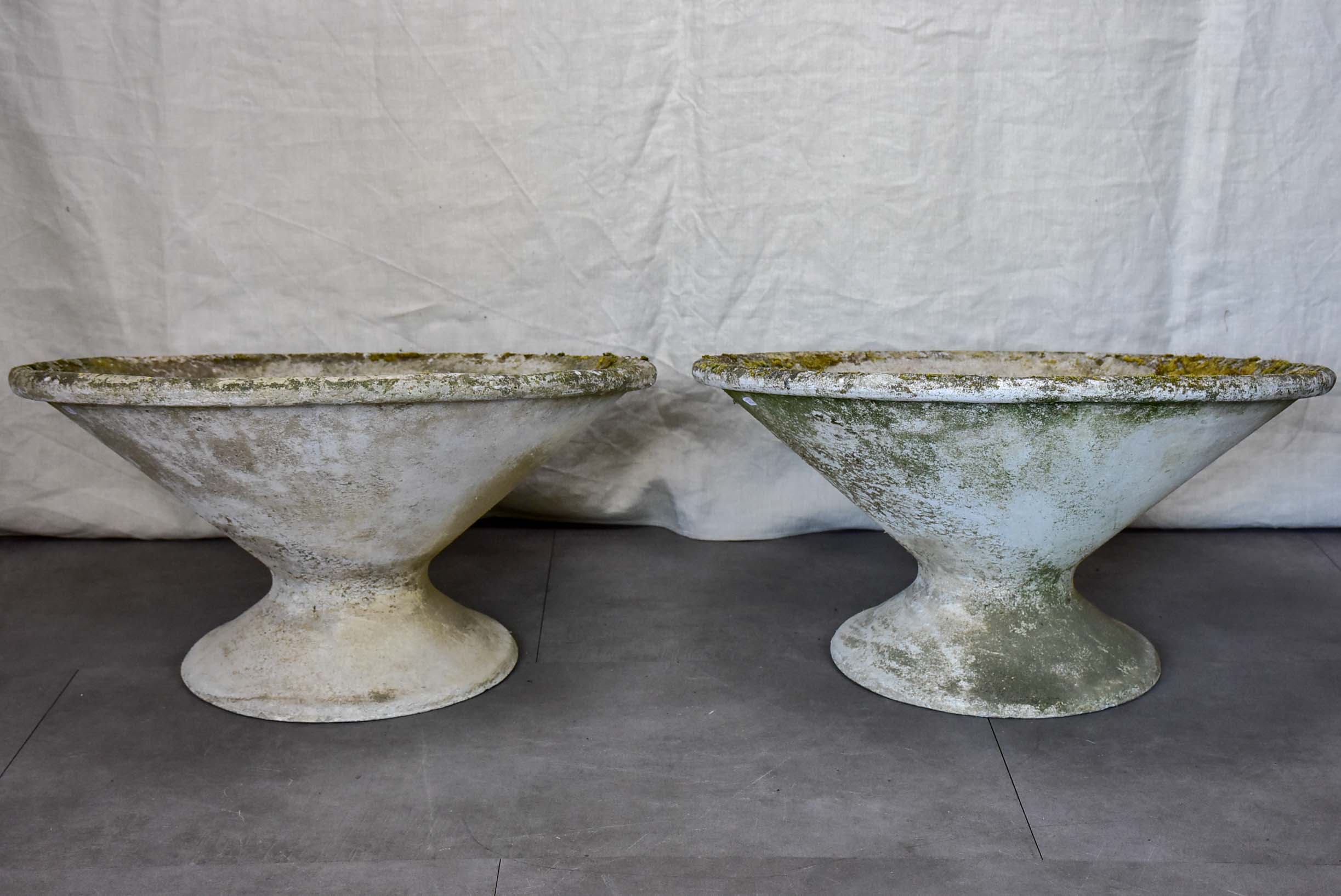 Pair of Willy Guhl inclined 'diabolo' garden planters