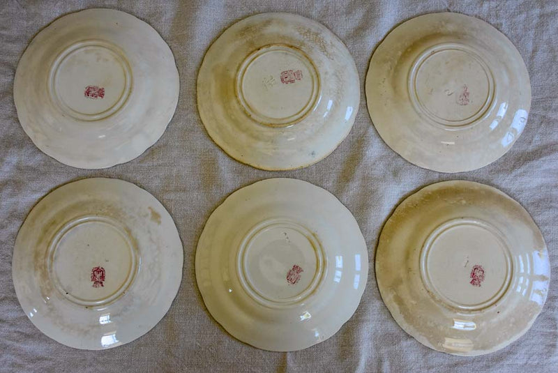 Collection of 13 Jeanne D'arc Gien plates - late 19th Century