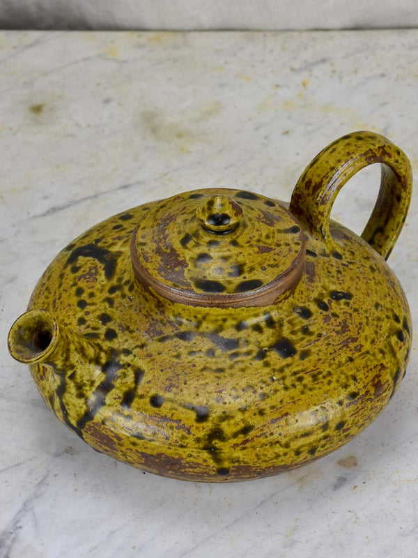 1970's French teapot from Saint-Amand-en-Puisaye