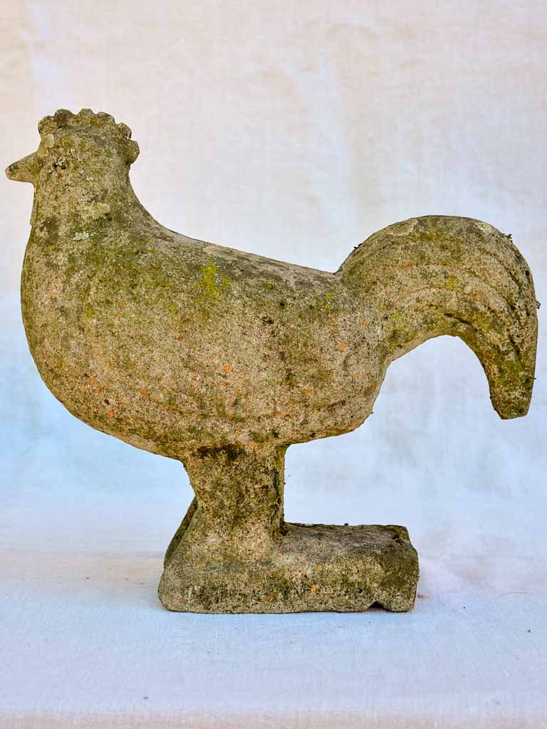 Early 20th century stone garden sculpture of a hen