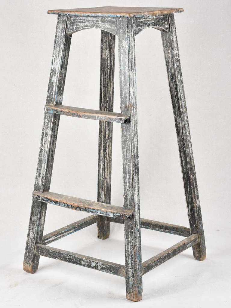 Antique French painter's table 42½"