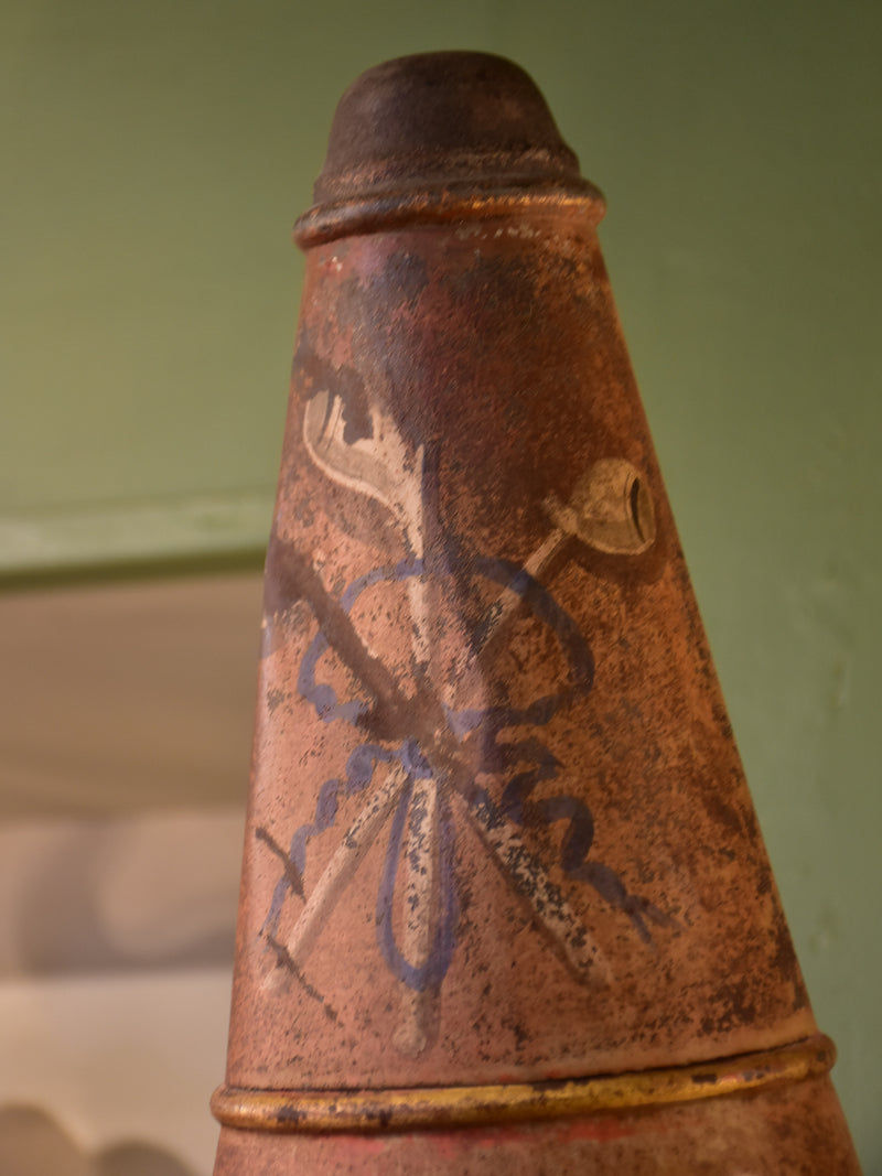 French tabac sign or 'carrot'