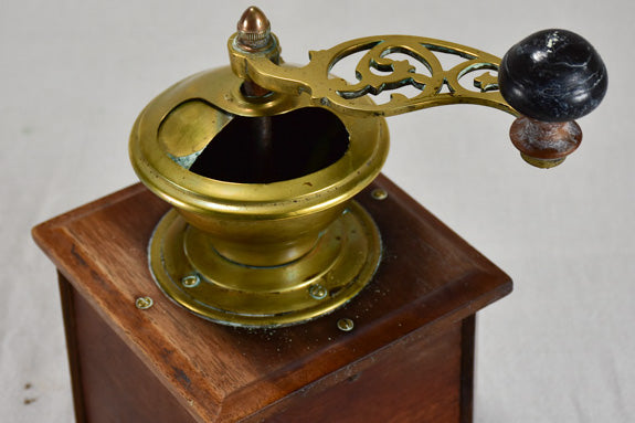 Coffee grinder mill, French, Early-twentieth-century