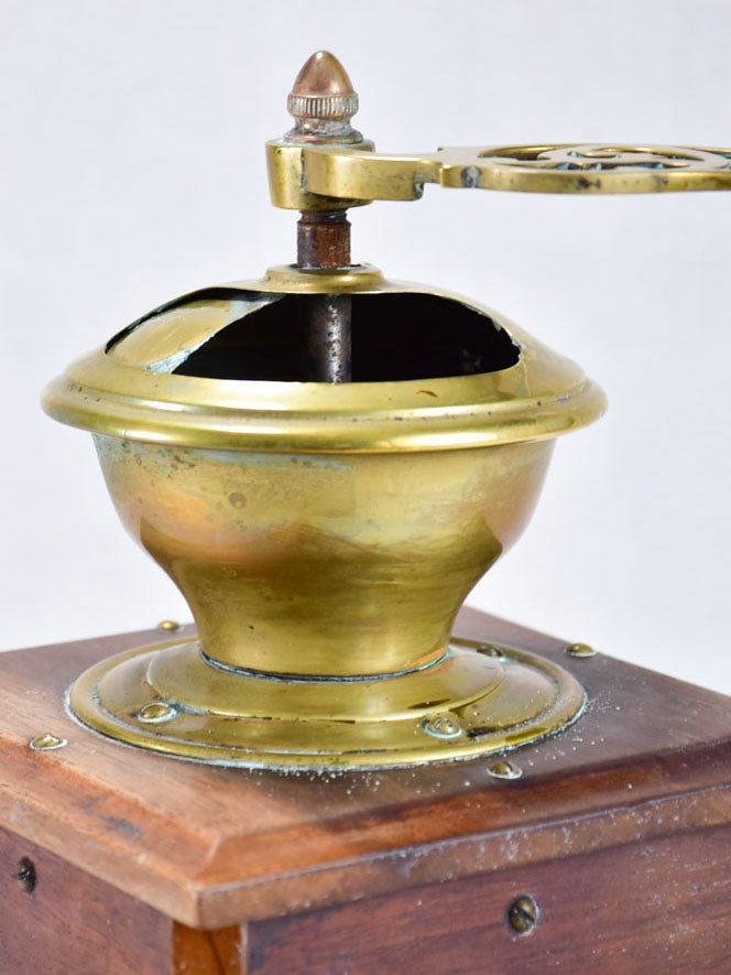 Coffee grinder mill, French, Early-twentieth-century