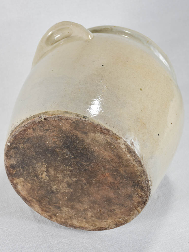 Early-twentieth-century French stoneware pot - size 8