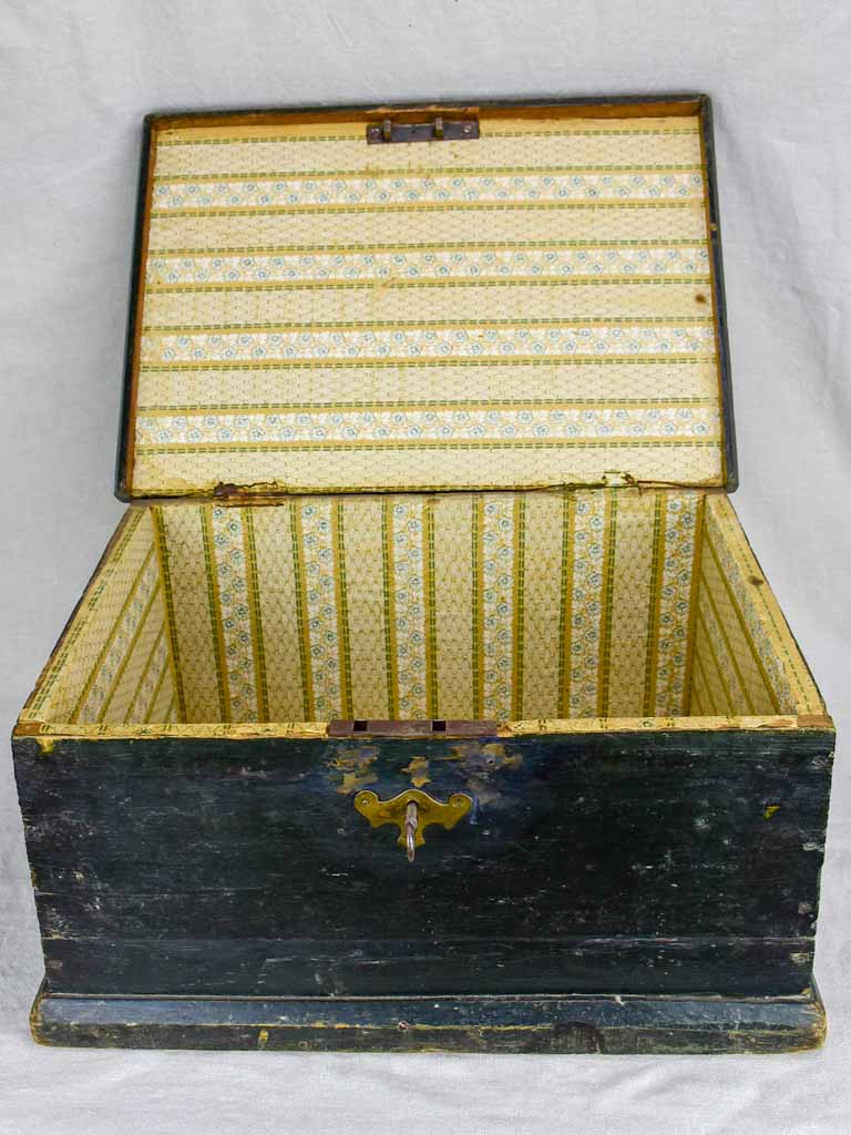 Late 19th Century French storage trunk
