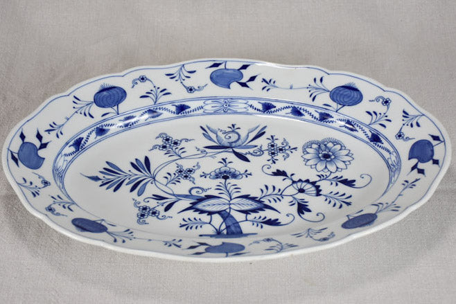 Two rare Meissen serving platters from the eighteenth-century