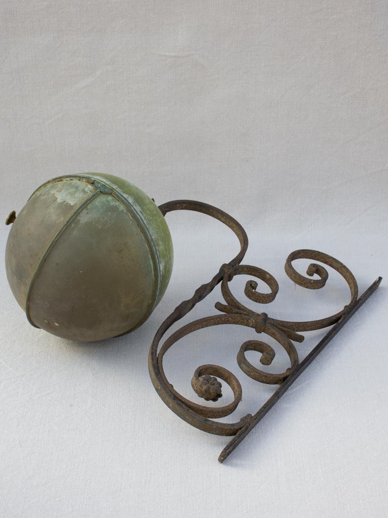 19th century French bistro sponge holder