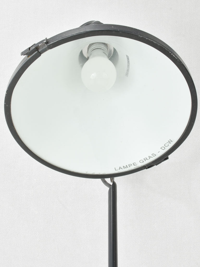 Vintage industrial-style adjustable Gras Lamp