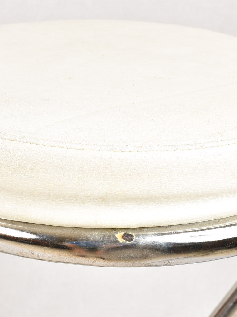Antique white chrome 4-stool set
