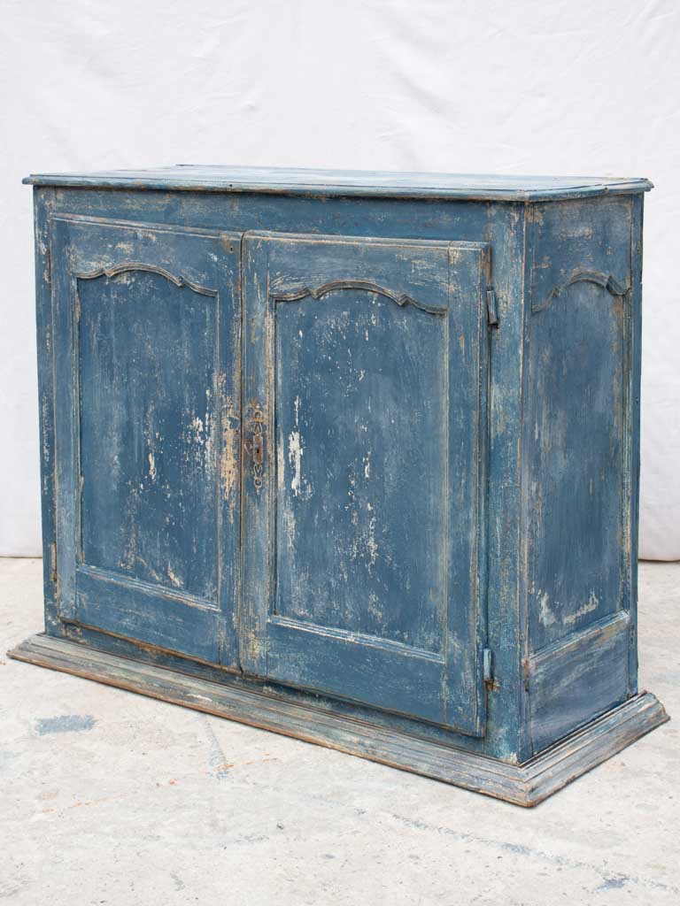 Louis XV buffet with navy blue patina