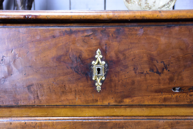 Three-drawer 19th century commode