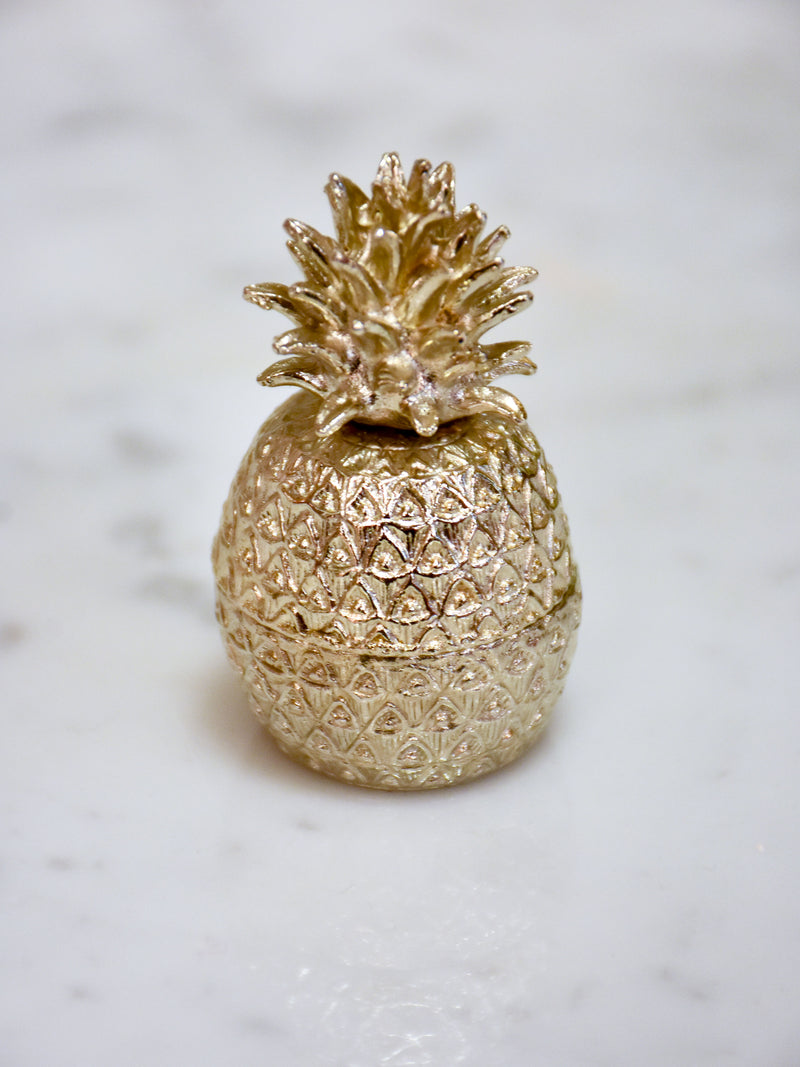 Miniature pineapple salt cellar